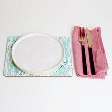 Load image into Gallery viewer, Blur Placemat
